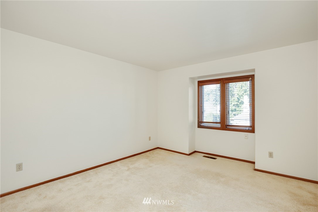 18138 132nd Place Southeast Renton, WA 98058 - Photo 19 of 25 Gallery Image 19
