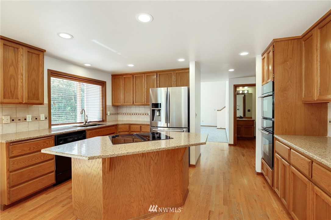 18138 132nd Place Southeast Renton, WA 98058 - Photo 10 of 25 Gallery Image 10