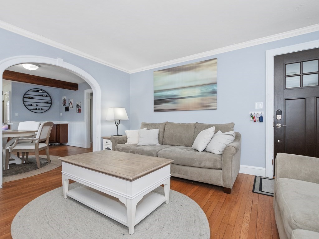 79 Bruce Road Waltham, MA 02453 - Photo 9 of 33 Gallery Image 9