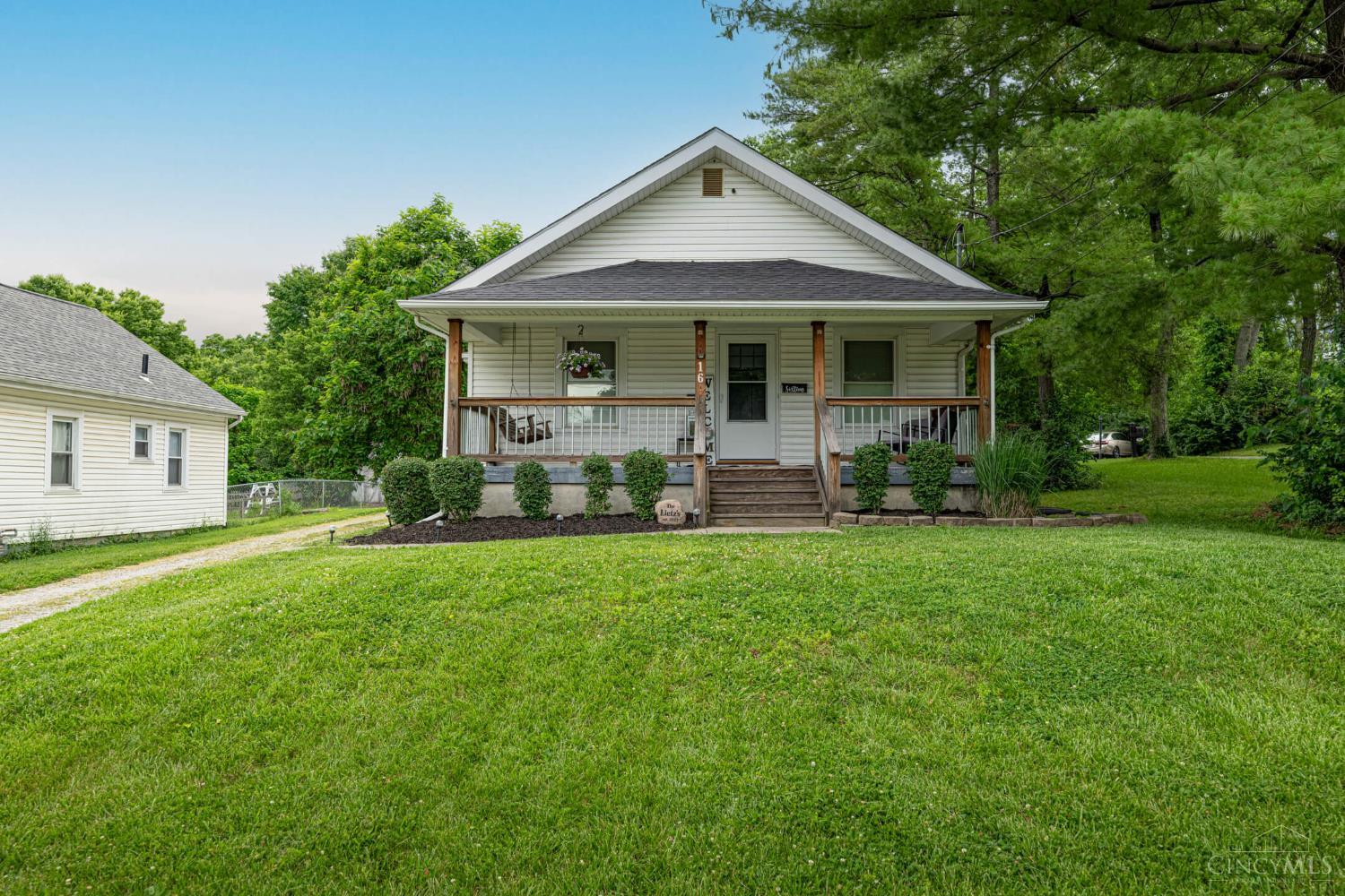 16 Burton Road Middletown, OH 45044 - Photo 1 of 25