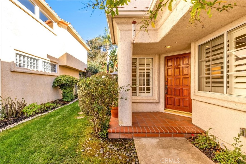 10 St John Dana Point, CA 92629 - Photo 22 of 31 a view of a house with backyard