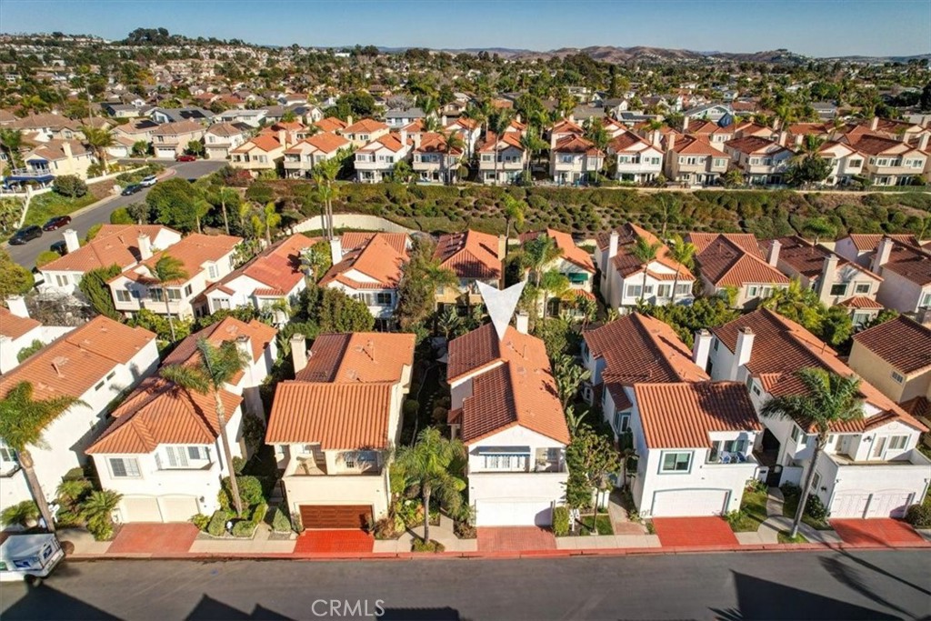 10 St John Dana Point, CA 92629 - Photo 25 of 31 an aerial view of residential houses with outdoor space