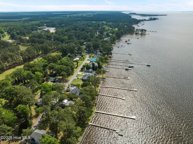 $899,000 | 1339 Bayview Road, Bath, NC 27808