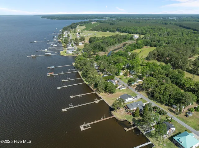 $899,000 | 1339 Bayview Road, Bath, NC 27808