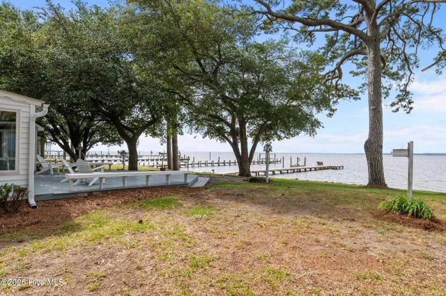 $899,000 | 1339 Bayview Road, Bath, NC 27808