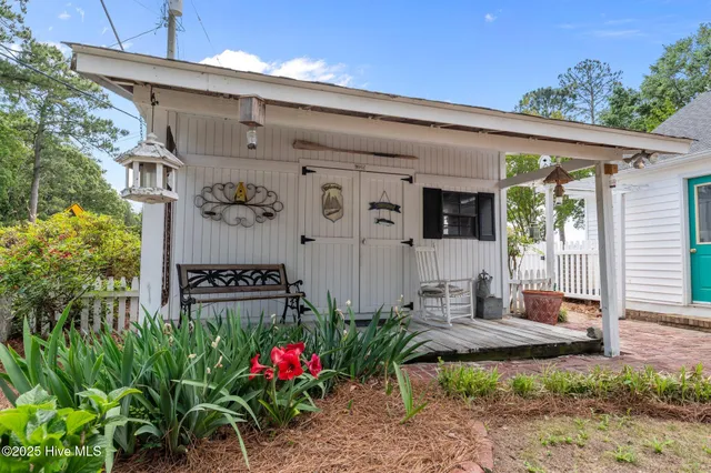 $899,000 | 1339 Bayview Road, Bath, NC 27808