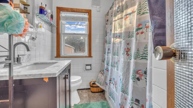 $189,000 | 2410 South 17th Street, Sheboygan, WI 53081