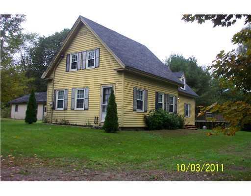 115 Libby Hill Road Gardiner, ME 04345 - Photo 3 of 19 Exterior Front. Side view form driveway.