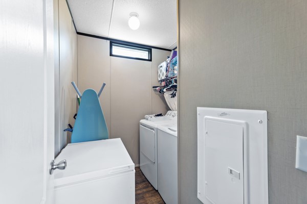148 A Rogers Road New Waverly, TX 77358 - Photo 10 of 31 a bathroom with a sink and toilet