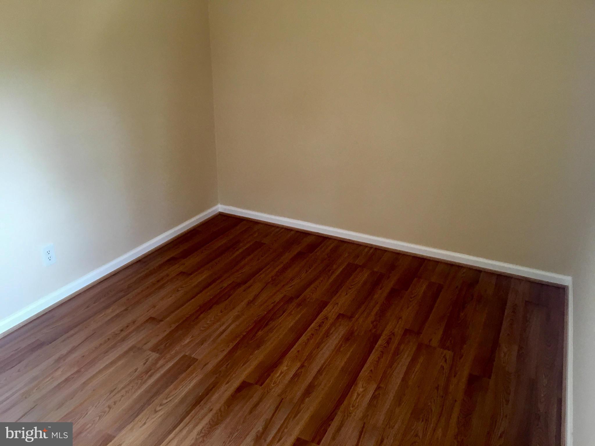 7735 Frederick Road Hyattsville, MD 20784 - Photo 12 of 20 Family Room