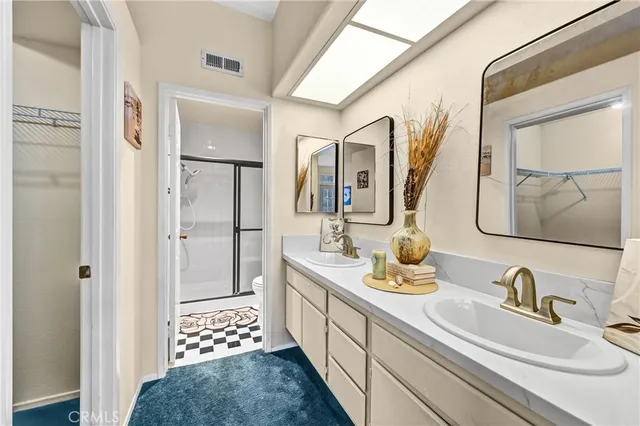 $585,000 | 3412 Cameo Drive, Unit 22, Oceanside, CA 92056