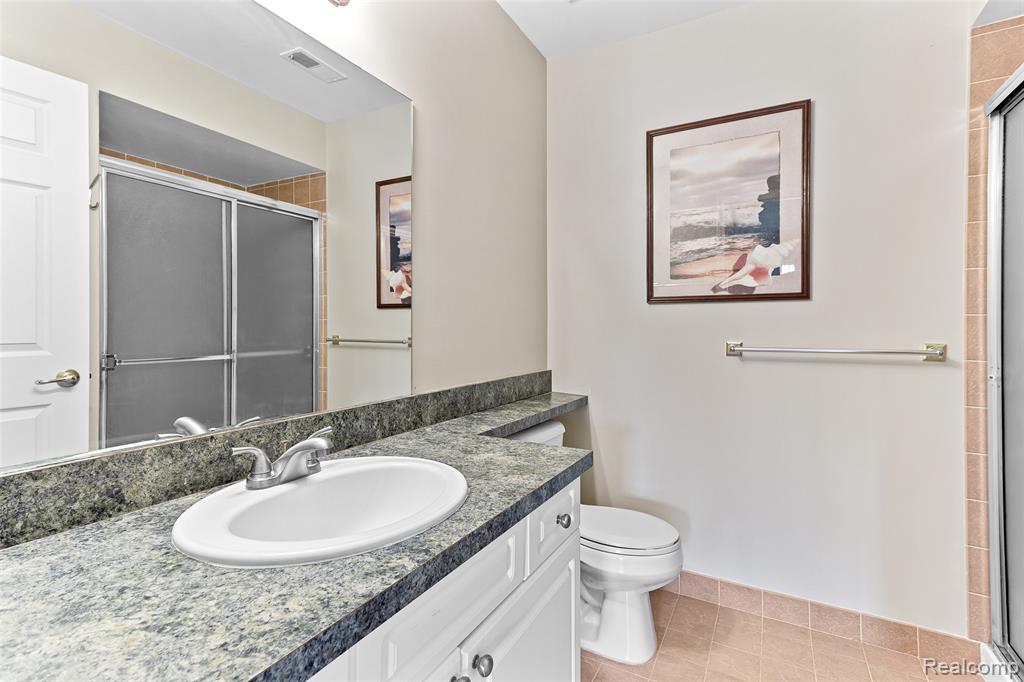 3553 Oakmonte Boulevard Rochester, MI 48306 - Photo 16 of 42 Gallery Image 16