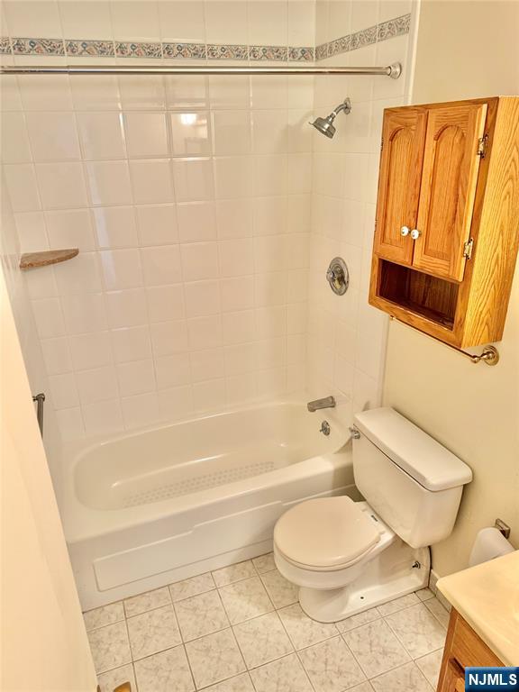 250 Gorge Road, Unit 23A Cliffside Park, NJ 07010 - Photo 8 of 41 a bathroom with a toilet and a shower