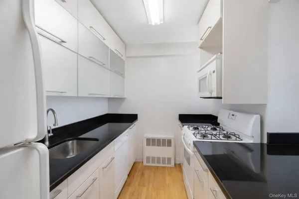 $360,000 | 1065 Vermont Street, Unit 7J | East New York