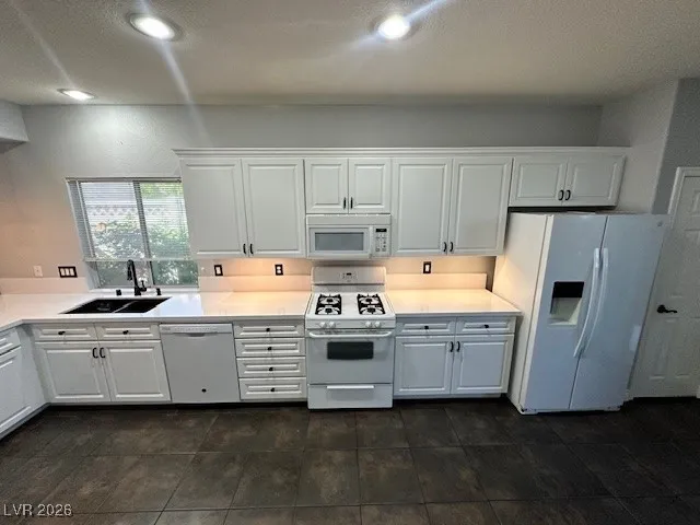 $2,300 | 8206 Annual Ridge Street, Las Vegas, NV 89139