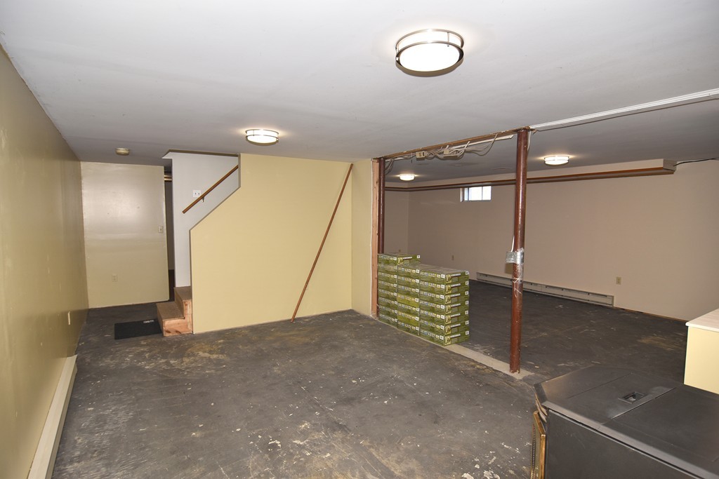 169 Scott Road Oakham, MA 01068 - Photo 23 of 30