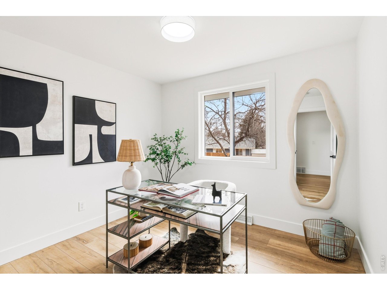 7750 Durham Way Boulder, CO 80301 - Photo 19 of 32 a living room with furniture and a window