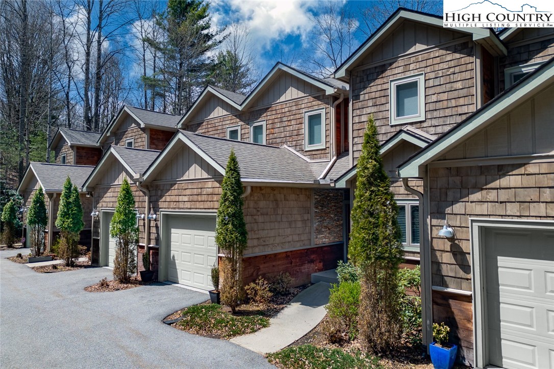 164 LINDALE Ridge, Unit 3 Boone, NC 28607 - Photo 2 of 41