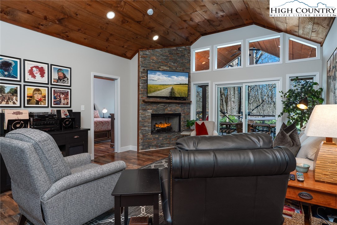 164 LINDALE Ridge, Unit 3 Boone, NC 28607 - Photo 4 of 41