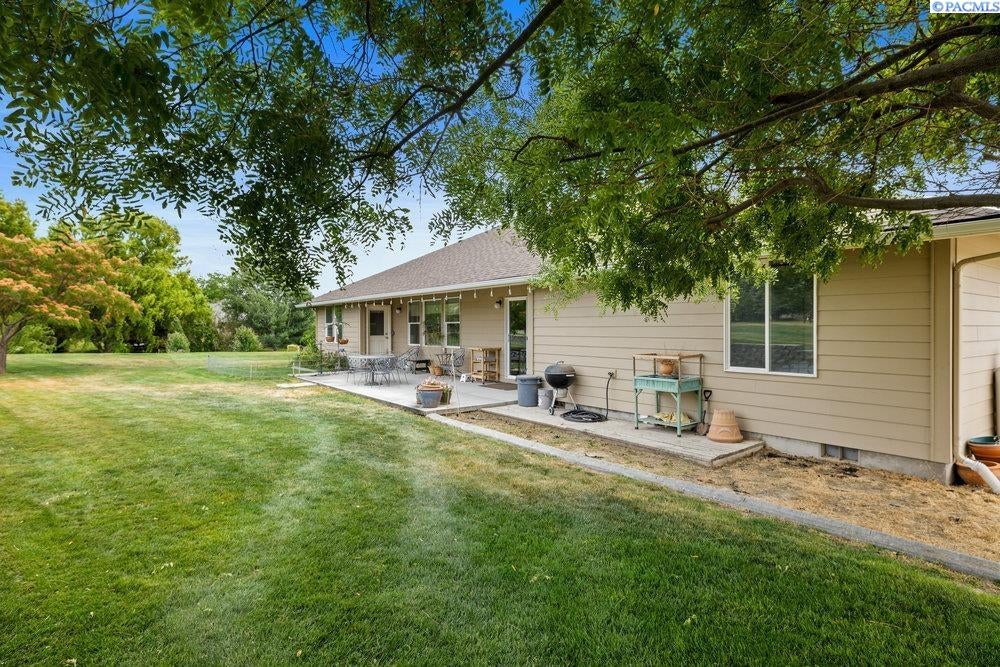 92908 East Holly Road Kennewick, WA 99338 - Photo 8 of 43 Gallery Image 8