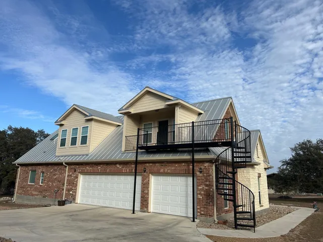 $1,350 | 739 Summit Springs Drive, Marble Falls, TX 78654