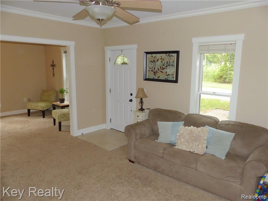 521 West Washington Street Howell, MI 48843 - Photo 13 of 34