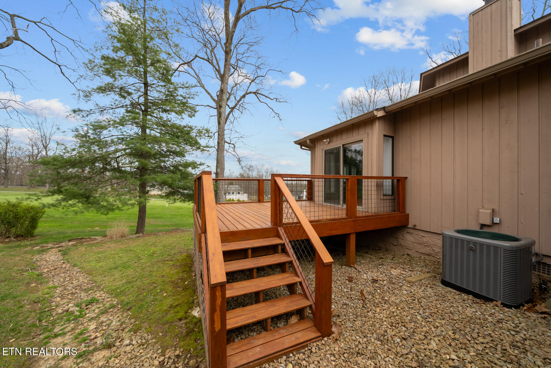 166 Baltusrol Road Crossville, TN 38558 - Photo 47 of 57 Deck