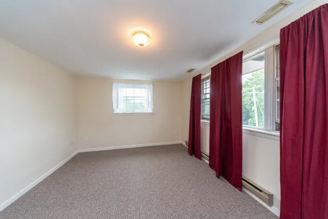 $1,495 | 18 Alexander Avenue, Unit 18, Clinton, MA 01510