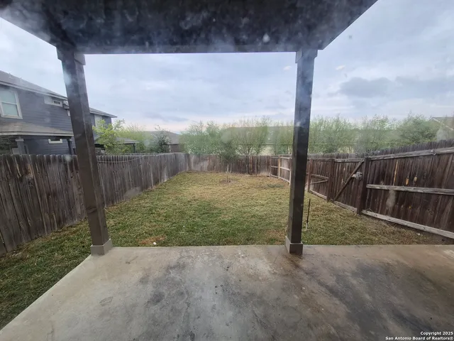 a view of outdoor space