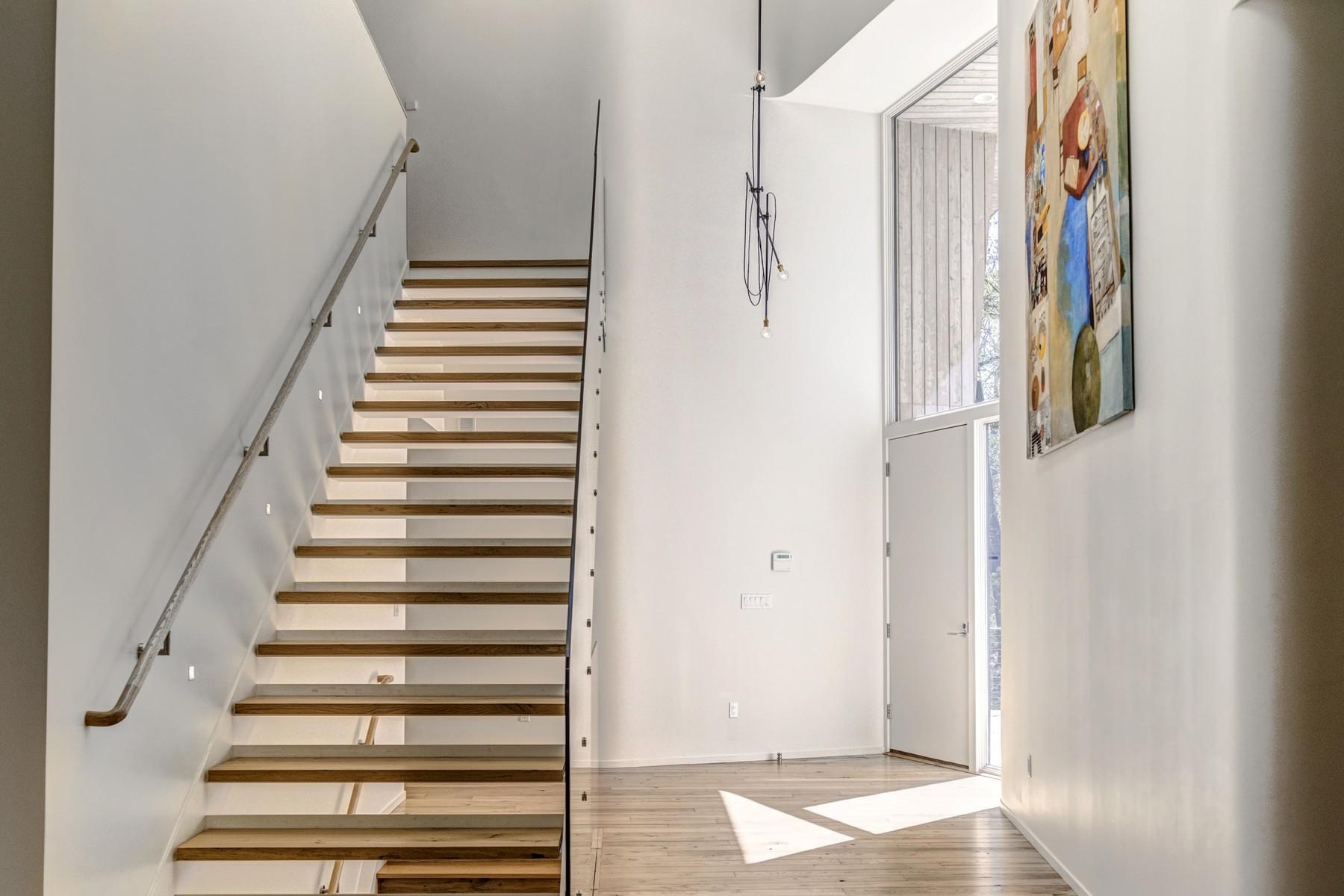 364 Hollow Tree Ridge Road Darien, CT 06820 - Photo 3 of 31 a view of entryway with wooden floor