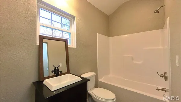 $169,900 | 204 East Davis Street, West Plains, MO 65775