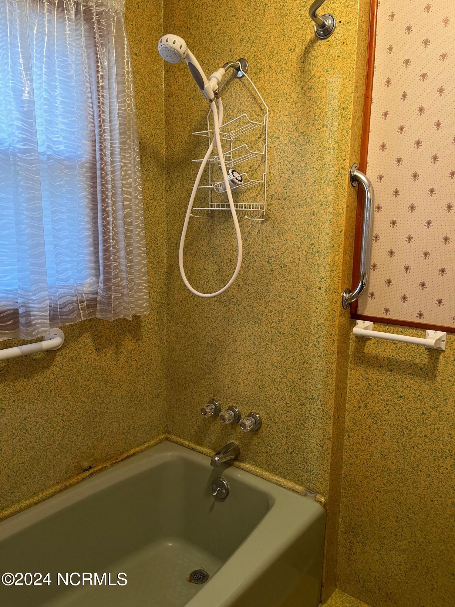 1806 County Street Elizabeth City, NC 27909 - Photo 23 of 32 IMG_8348