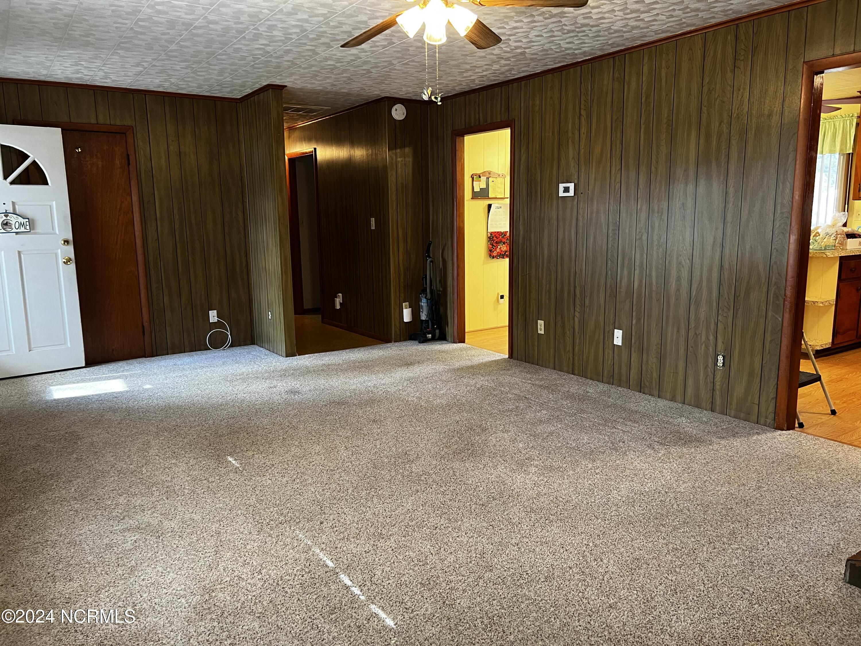 1806 County Street Elizabeth City, NC 27909 - Photo 5 of 32 IMG_1657