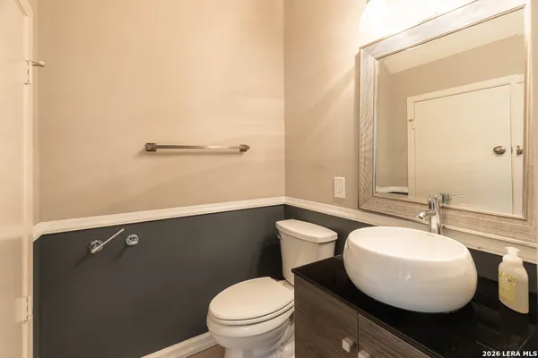 $2,050 | 7103 Misty Brook, San Antonio, TX 78250