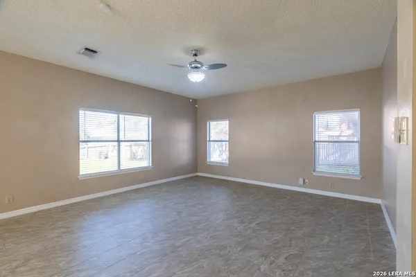 $2,050 | 7103 Misty Brook, San Antonio, TX 78250