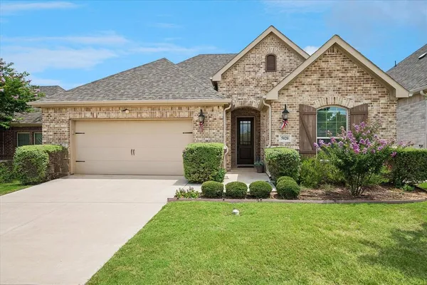 $560,000 | 5020 Esplanade Boulevard, Highland Village, TX 75077