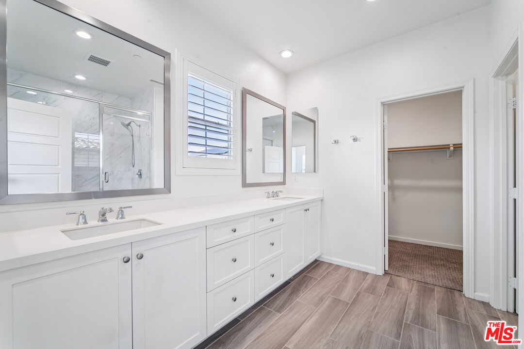 91 Lavender Lake Forest, CA 92630 - Photo 6 of 30