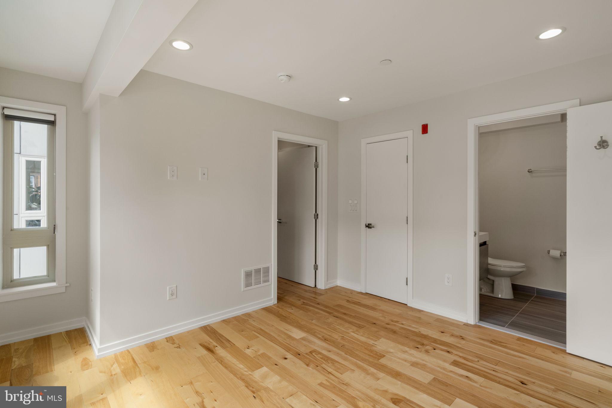 1013 South 12th Street, Unit 3 Philadelphia, PA 19147 - Photo 19 of 57