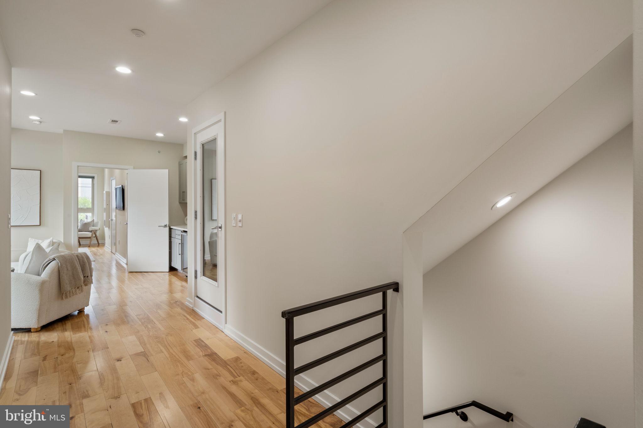 1013 South 12th Street, Unit 3 Philadelphia, PA 19147 - Photo 26 of 57 2nd floor hallway