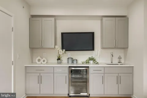 $665,000 | 1013 South 12th Street, Unit 3, Philadelphia, PA 19147