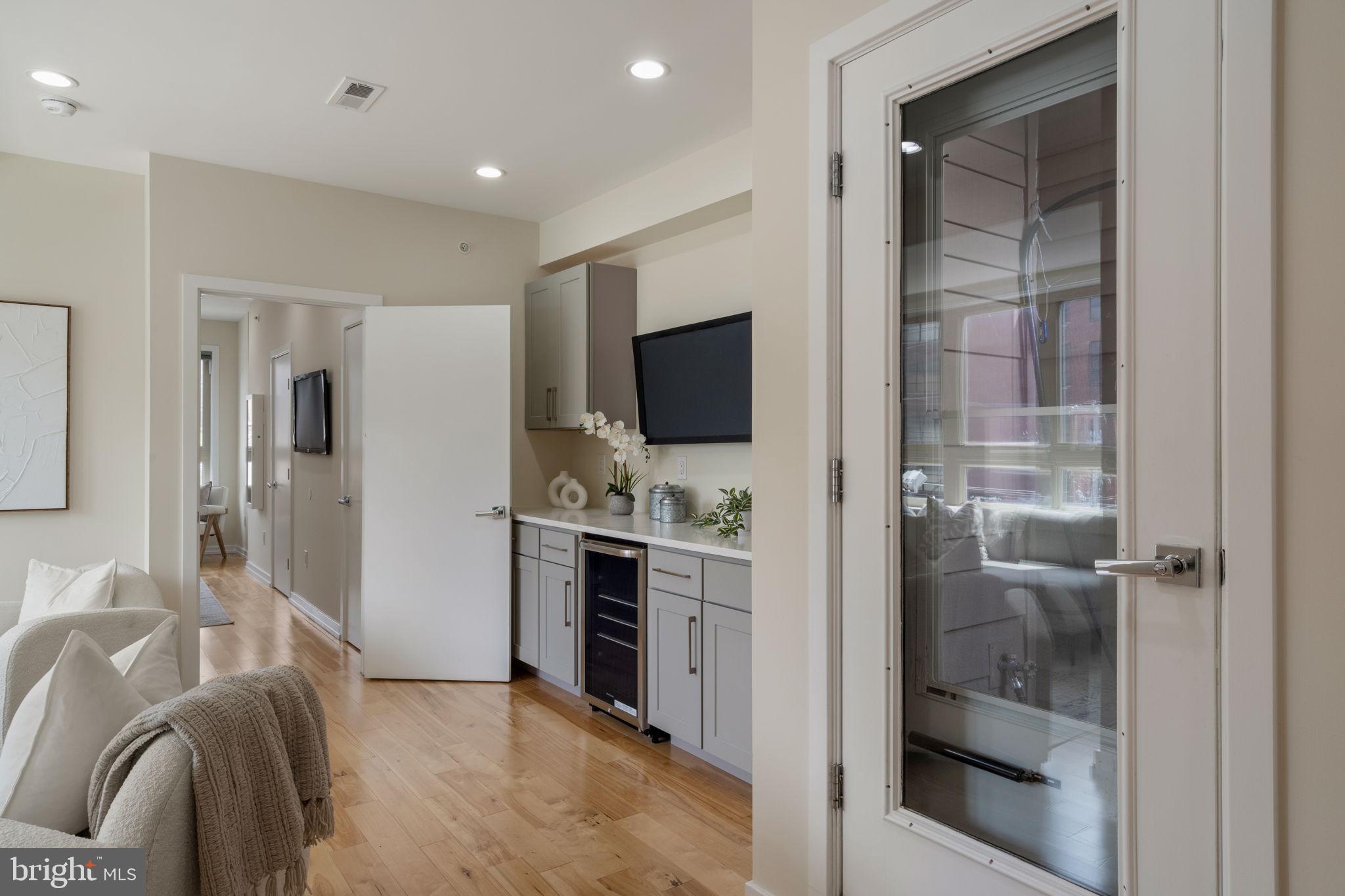 1013 South 12th Street, Unit 3 Philadelphia, PA 19147 - Photo 31 of 57