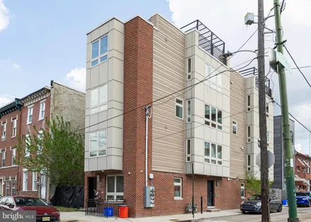 $665,000 | 1013 South 12th Street, Unit 3, Philadelphia, PA 19147