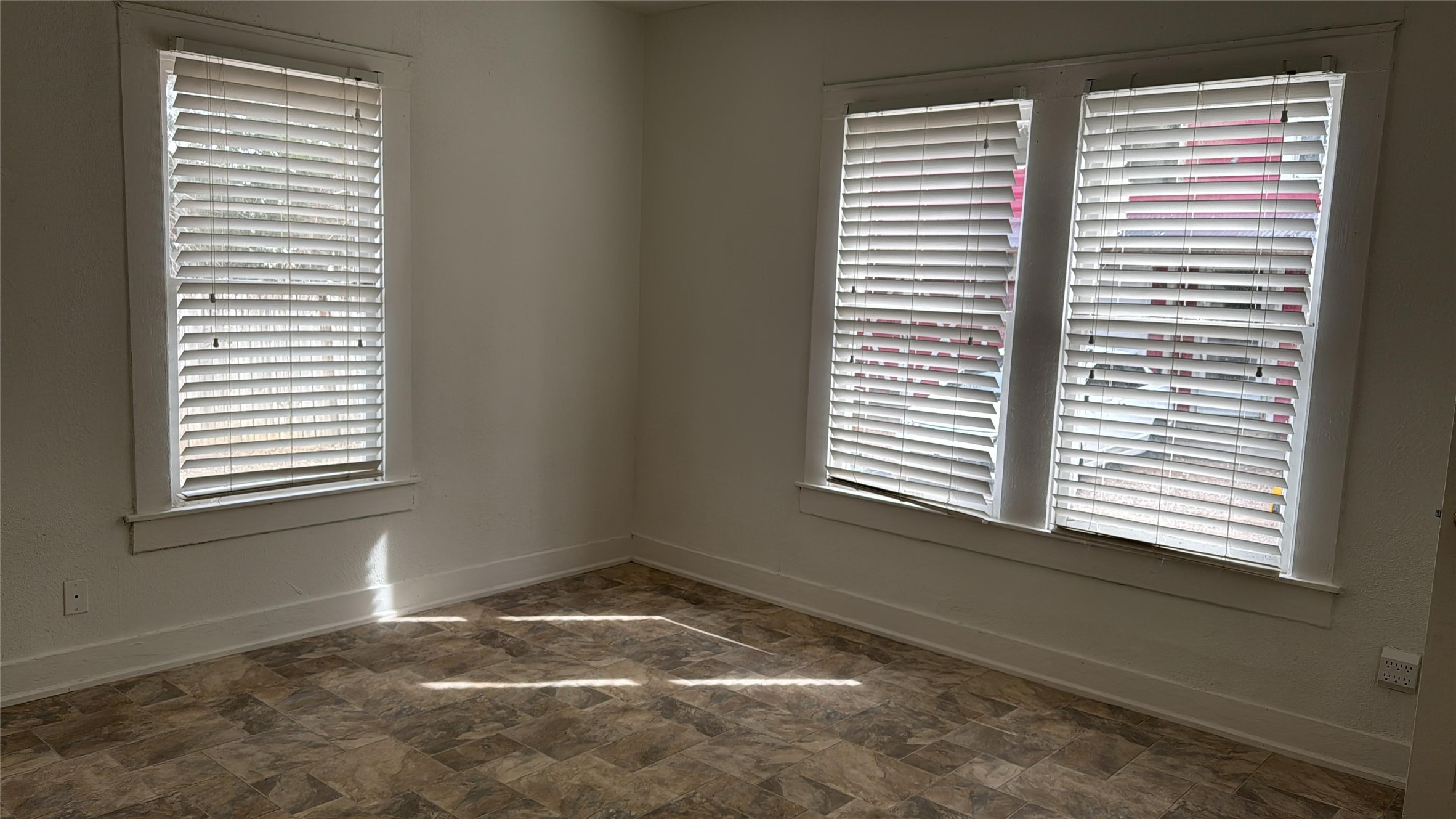 111 East Lewis Street, Unit B Conroe, TX 77301 - Photo 2 of 13