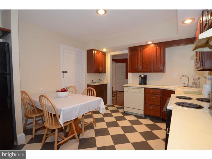 336 Oak Terrace Wayne, PA 19087 - Photo 13 of 24 Gallery Image 13