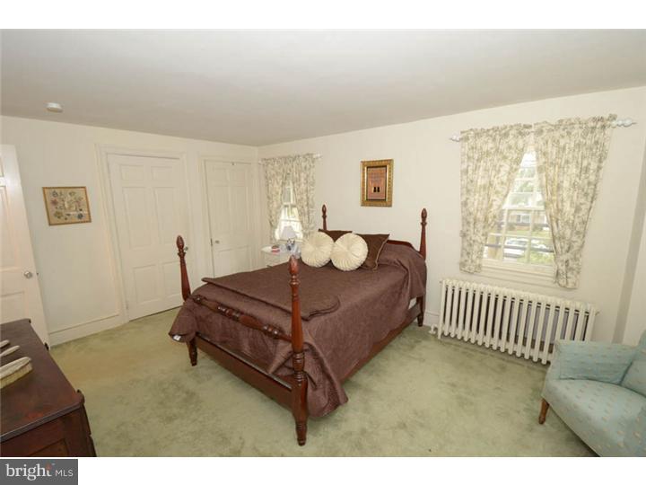 336 Oak Terrace Wayne, PA 19087 - Photo 17 of 24 Gallery Image 17