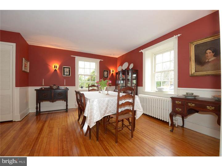 336 Oak Terrace Wayne, PA 19087 - Photo 8 of 24 Gallery Image 8