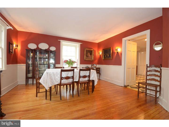 336 Oak Terrace Wayne, PA 19087 - Photo 9 of 24 Gallery Image 9
