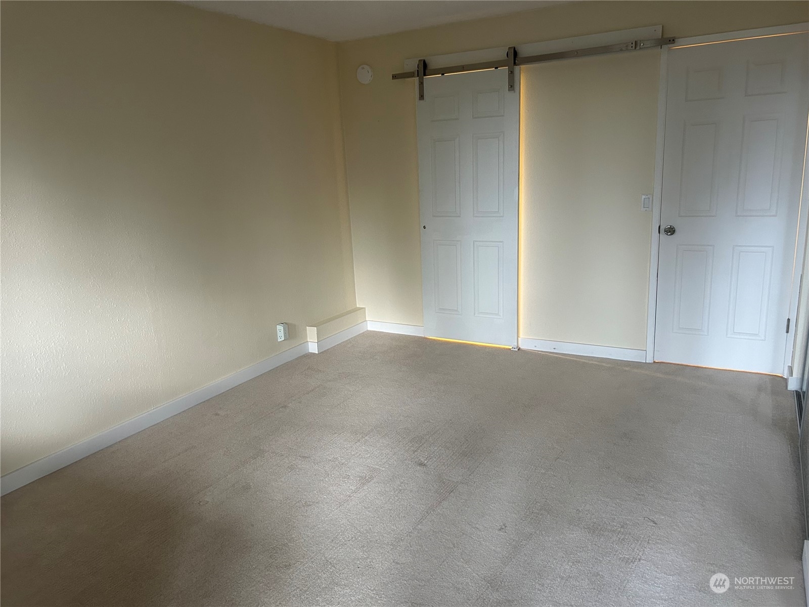 2106 37th Street Bellingham, WA 98229 - Photo 23 of 32 a view of a room with an empty space