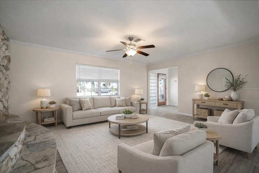 910 Spindle Palm Way Apollo Beach, FL 33572 - Photo 11 of 41
