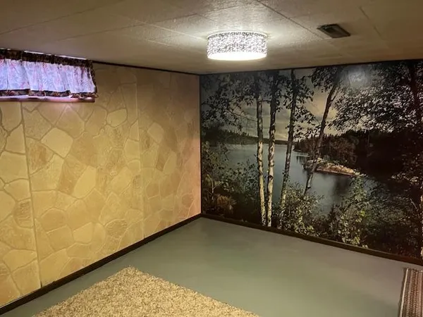 $142,999 | 1210 West 2nd Street, Eveleth, MN 55734